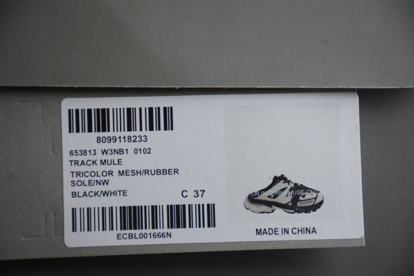 Track Mule Black White BGA