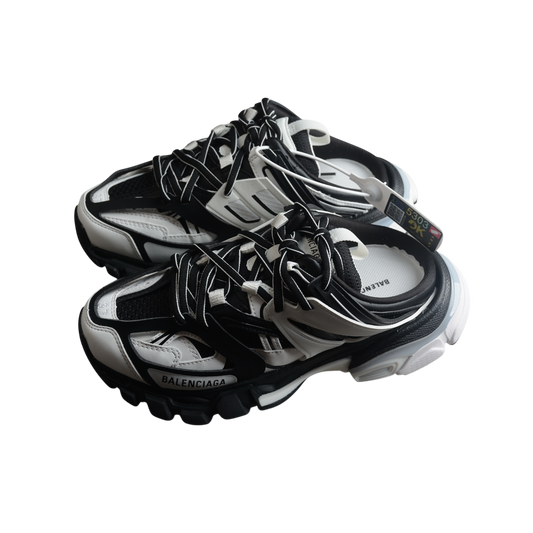 Track Mule Black White BGA